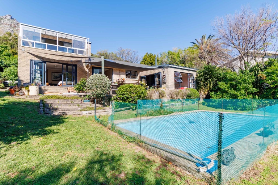 4 Bedroom Property for Sale in Tierboskloof Western Cape
